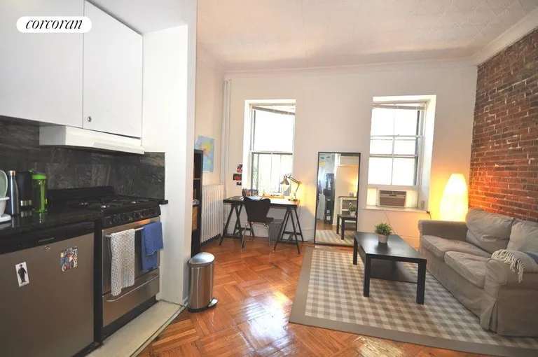 New York City Real Estate | View 1 Willow Place, 2R | room 1 | View 2