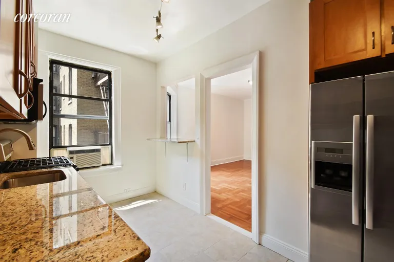 New York City Real Estate | View 860 West 181st Street, 31 | Kitchen | View 5