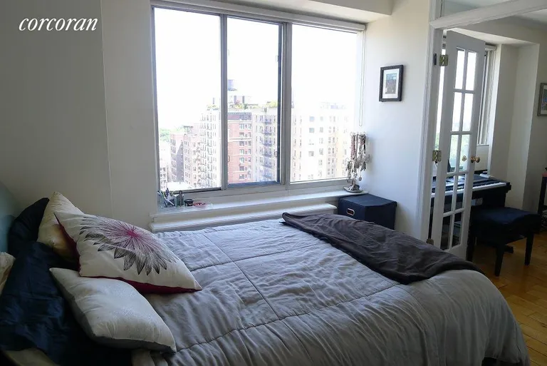 New York City Real Estate | View 400 Central Park West, 18G | Wake up to a park view | View 5
