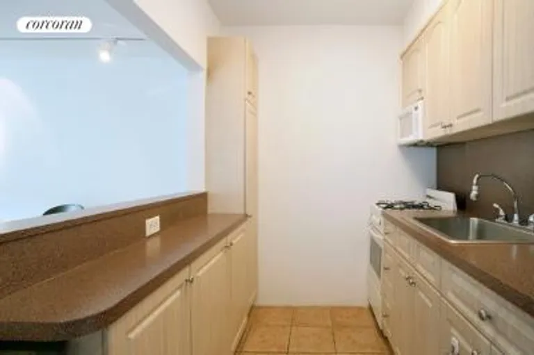 New York City Real Estate | View 131 West 85th Street, 4E | Kitchen | View 3