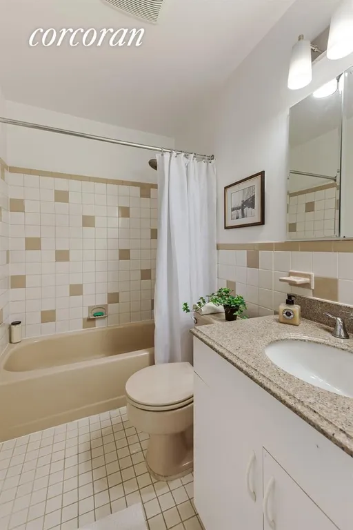 New York City Real Estate | View 184 Carlton Avenue | Bathroom, Apt 4 | View 13