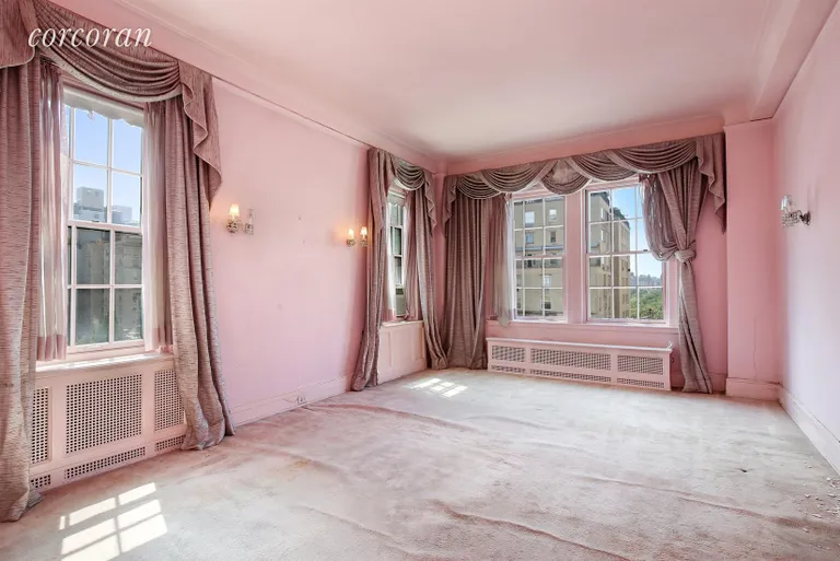 New York City Real Estate | View 14 East 75th Street, 11E | Master Bedroom with Western and Southern Exposure | View 2
