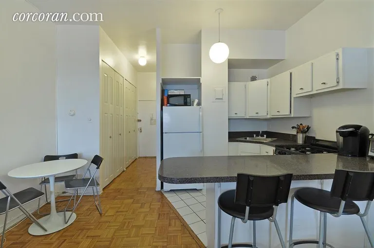 New York City Real Estate | View 35 East 10th Street, 5F | room 3 | View 4