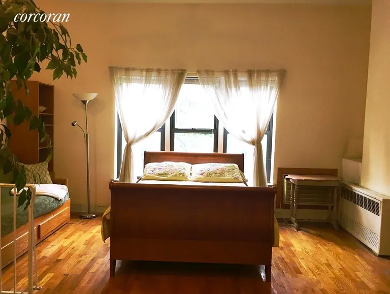 New York City Real Estate | View 261 West 71st Street, 6 | room 3 | View 4