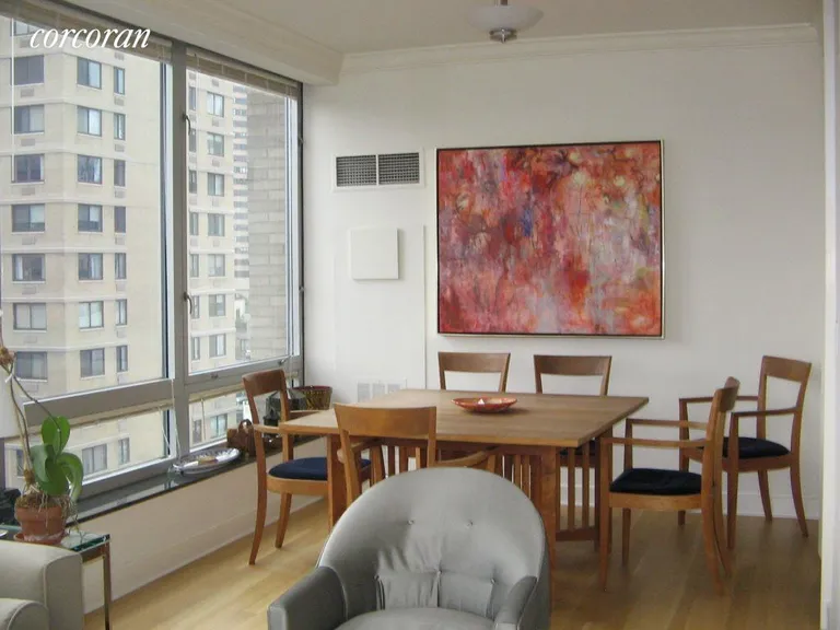 New York City Real Estate | View 150 Columbus Avenue, 11F | Dining Area  | View 3