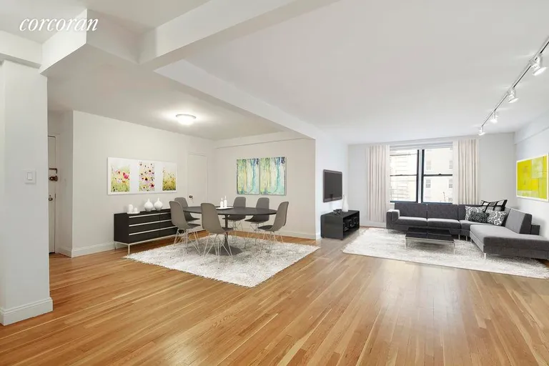 New York City Real Estate | View 30 East 9th Street, 5G | 2 Beds, 2 Baths | View 1
