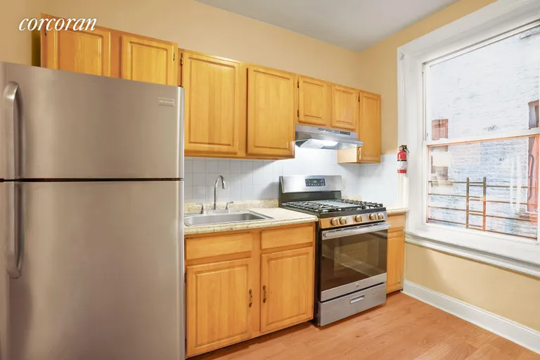 New York City Real Estate | View 489 Montgomery Street, 2F | room 4 | View 5