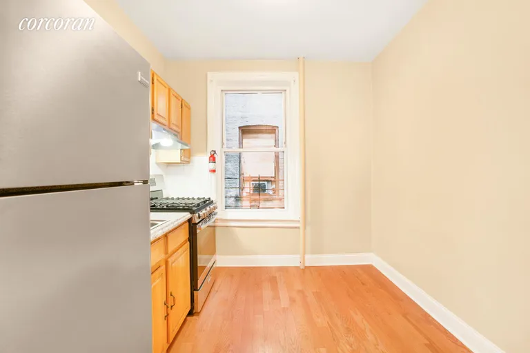 New York City Real Estate | View 489 Montgomery Street, 2F | room 5 | View 6