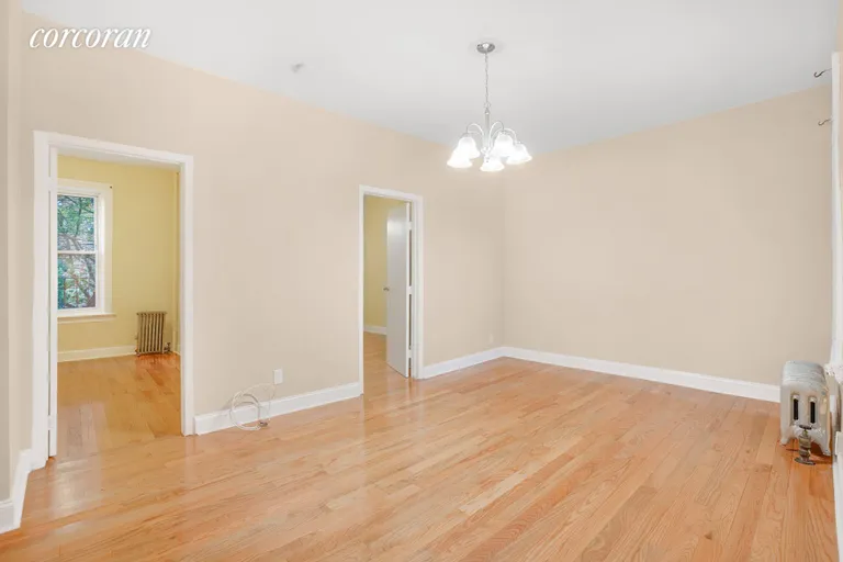 New York City Real Estate | View 489 Montgomery Street, 2F | room 3 | View 4