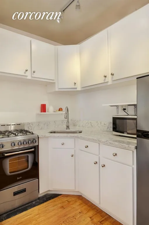 New York City Real Estate | View 20 Jane Street, 3A | Renovated w granite counter & stainless appliances | View 2