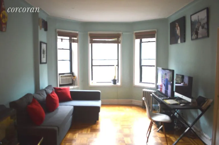 New York City Real Estate | View 756 Brady Avenue, 507 | 2 Beds, 1 Bath | View 1