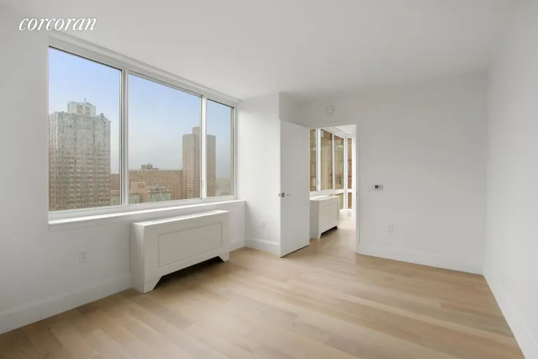 New York City Real Estate | View 389 East 89th Street, 19C | Bedroom | View 7