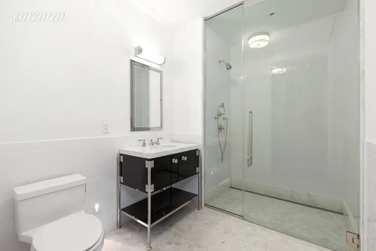 New York City Real Estate | View 45 East 22nd Street, 42B | Second Bathroom | View 8