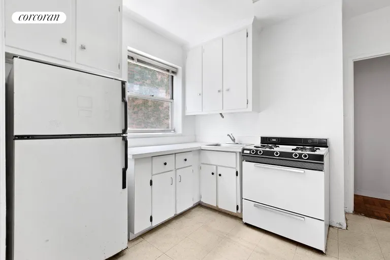 New York City Real Estate | View 34 Plaza Street East, 309 | Kitchen | View 3