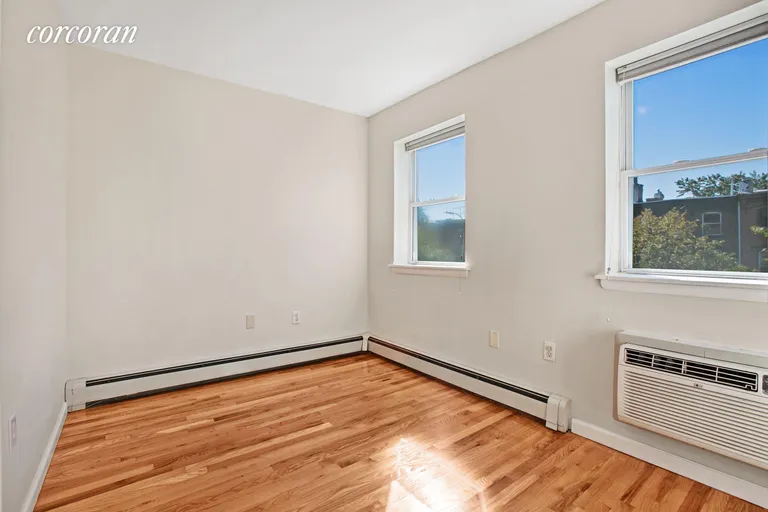New York City Real Estate | View 477 Classon Avenue, 2A | room 11 | View 12