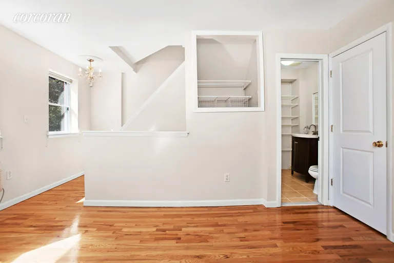 New York City Real Estate | View 477 Classon Avenue, 2A | room 7 | View 8