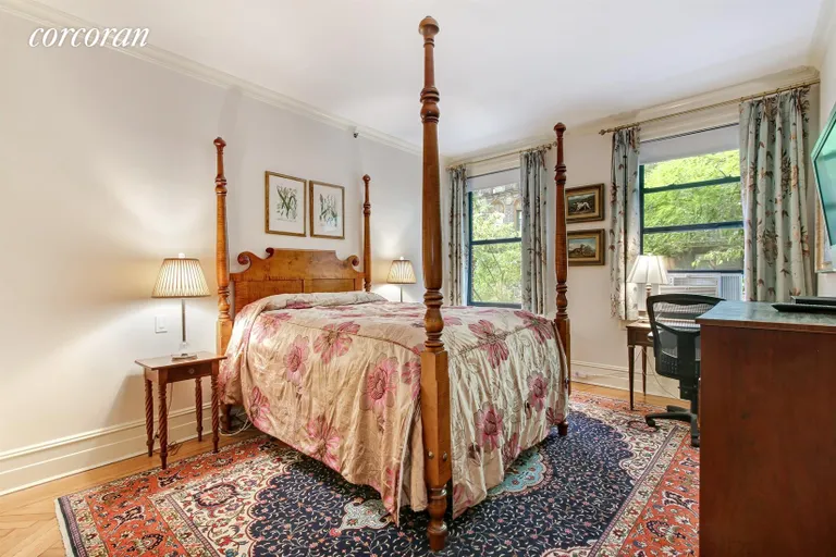 New York City Real Estate | View 203 West 90th Street, 2D | Bedroom | View 4