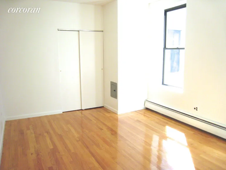 New York City Real Estate | View 184 EAST 2ND STREET, 6F | room 4 | View 5