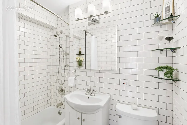 New York City Real Estate | View 85 Livingston Street, 3K | Stunning and Stylish Bathroom | View 5