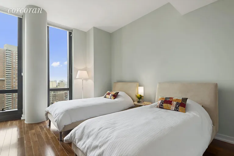 New York City Real Estate | View 101 Warren Street, 2130 | room 3 | View 4