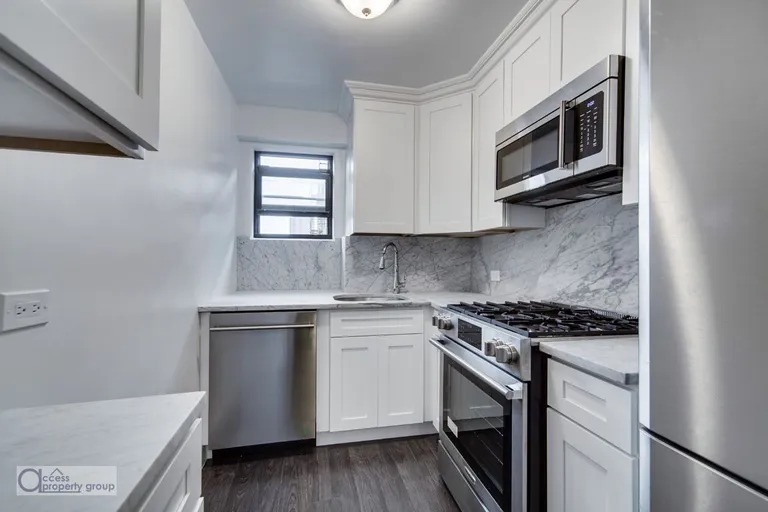 New York City Real Estate | View 579 West 215th Street, 6F | room 3 | View 4