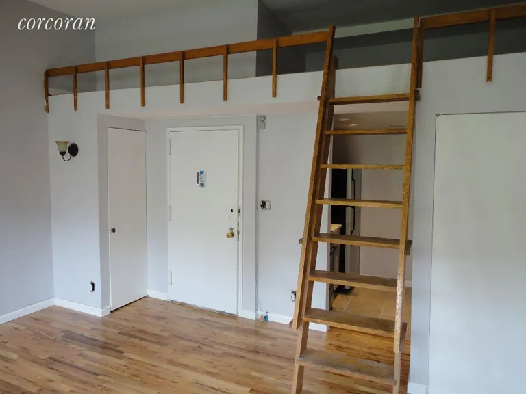 New York City Real Estate | View 6 South Portland Avenue, Fort Greene, 5A | Entry coat closet | View 8