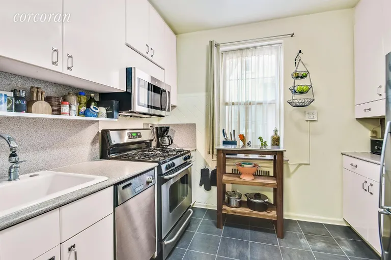 New York City Real Estate | View 730 Fort Washington Avenue, 4E | Kitchen | View 2