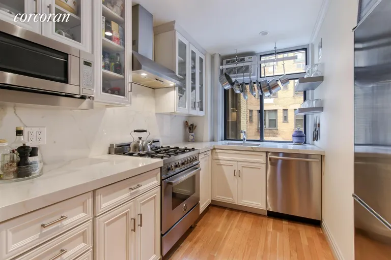 New York City Real Estate | View 435 East 57th Street, 14A | Kitchen | View 3