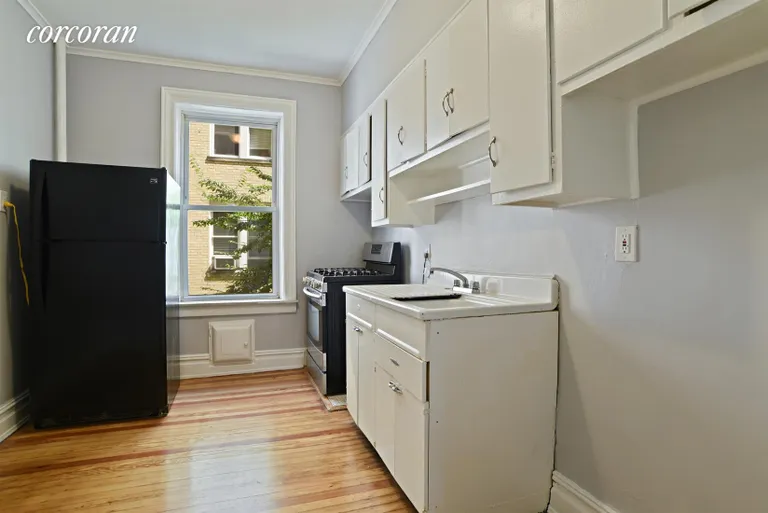 New York City Real Estate | View 647 41st Street, 1B | Kitchen | View 4