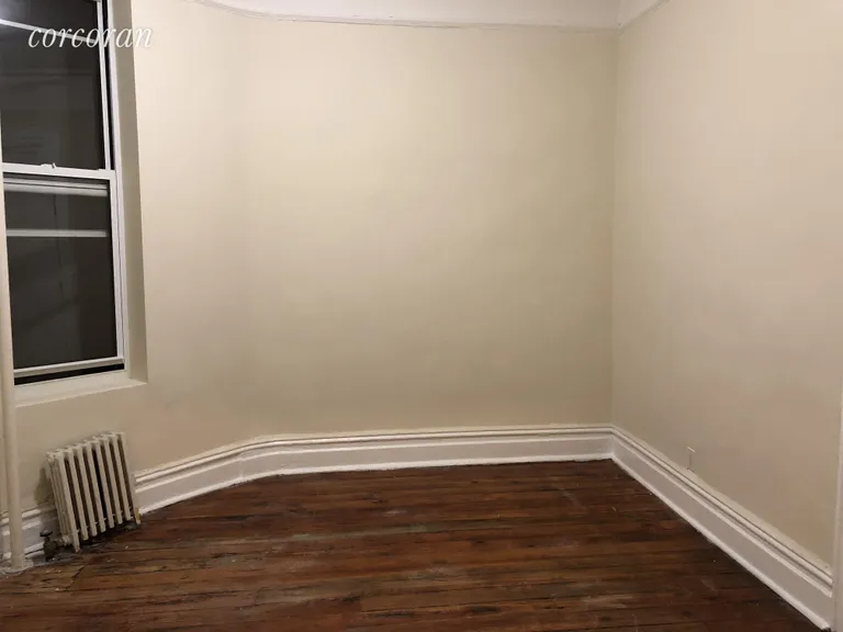 New York City Real Estate | View 18 North Moore Street, 2R | room 3 | View 4