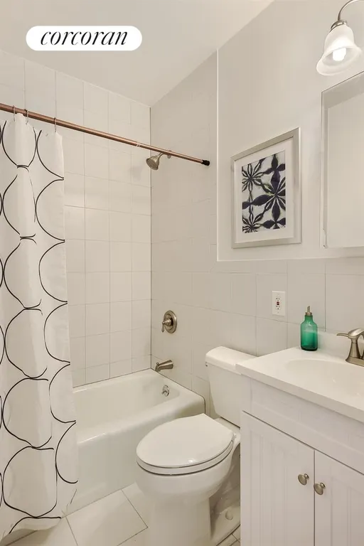 New York City Real Estate | View 222 Clinton Street, 2 | 2 Beds, 2 Baths | View 1