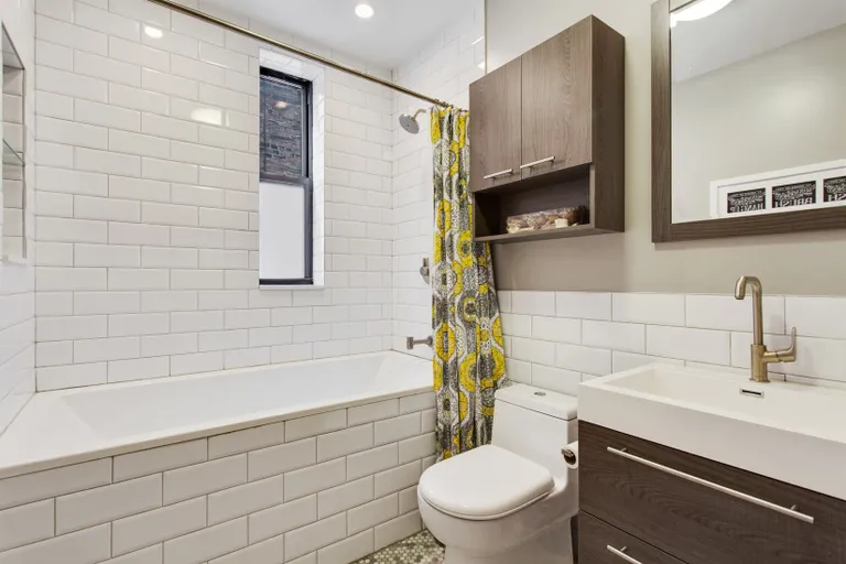 New York City Real Estate | View 176 Sterling Place, 4L | Bathroom | View 27
