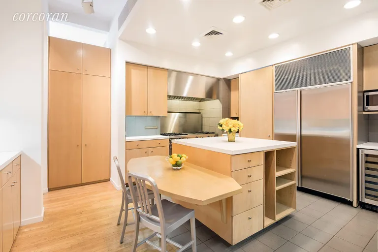 New York City Real Estate | View 15 West 24th Street, FL5 | room 3 | View 4