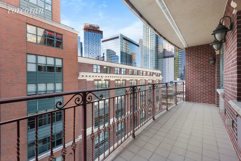 New York City Real Estate | View 41-26 27th Street, 7H | 6 | View 6