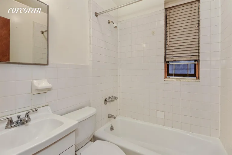 New York City Real Estate | View 1200 Woodycrest Avenue, 2G | Bathroom | View 4