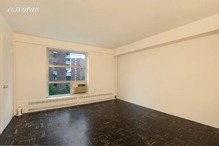 New York City Real Estate | View 80 La Salle Street, 6F | 2nd Bedroom | View 4