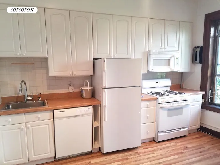 New York City Real Estate | View 399 1st Street, 2 | room 3 | View 4