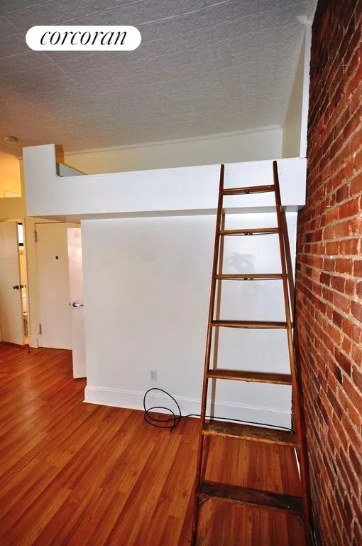 New York City Real Estate | View 1 Willow Place, 2R | Sleeping Loft | View 6