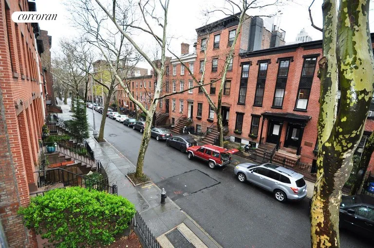 New York City Real Estate | View 1 Willow Place, 2R | room 8 | View 9