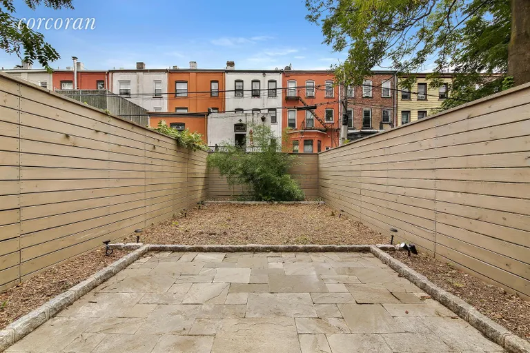 New York City Real Estate | View 454A Jefferson Avenue, 1 | Back Yard | View 4
