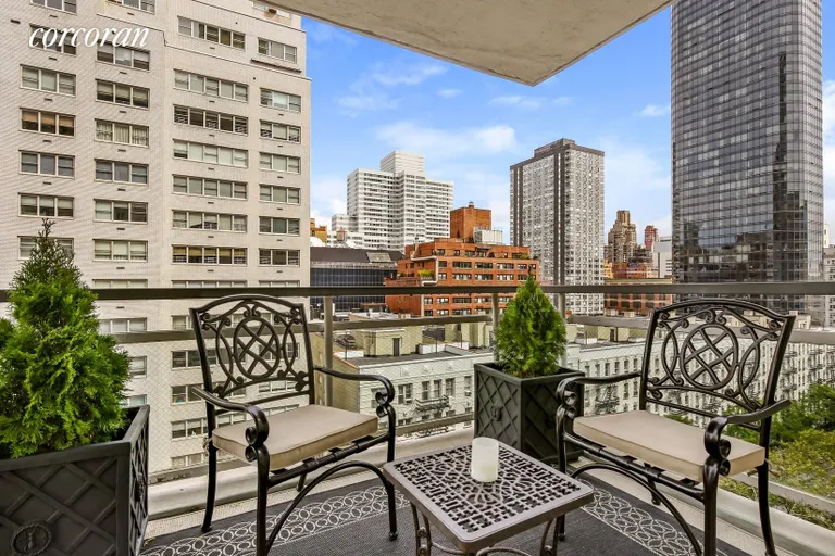 New York City Real Estate | View 200 East 66th Street, A1107 | room 2 | View 3