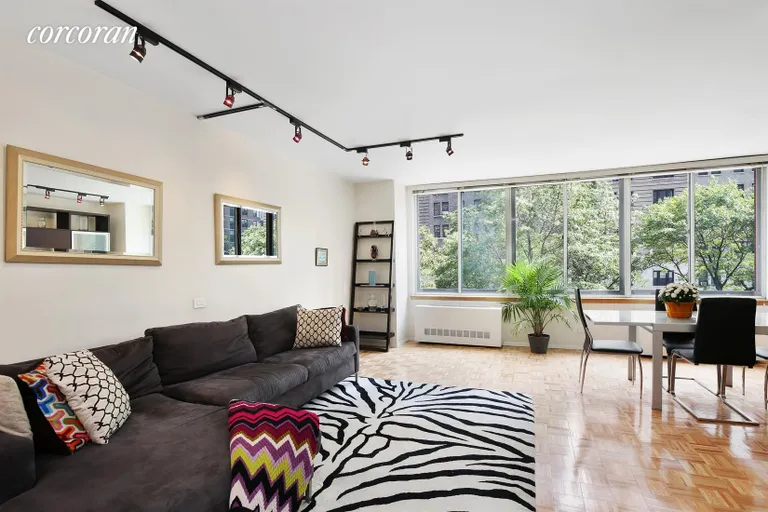 New York City Real Estate | View 250 West 89th Street, 2M | 2 Beds, 2 Baths | View 1