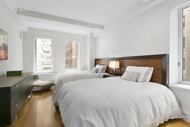 New York City Real Estate | View 502 Park Avenue, 11B | room 4 | View 5