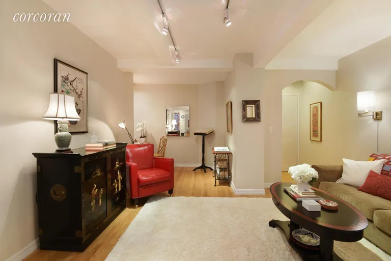 New York City Real Estate | View 175 West 93rd Street, 1G | Living Room | View 3