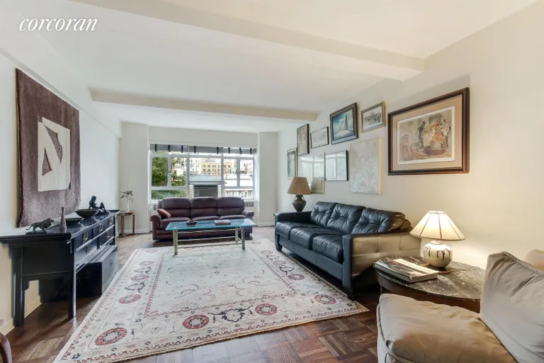 New York City Real Estate | View 15 West 84th Street, 5G | 2 Beds, 2 Baths | View 1
