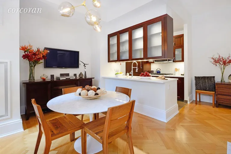 New York City Real Estate | View 205 West 76th Street, 4J | room 4 | View 5