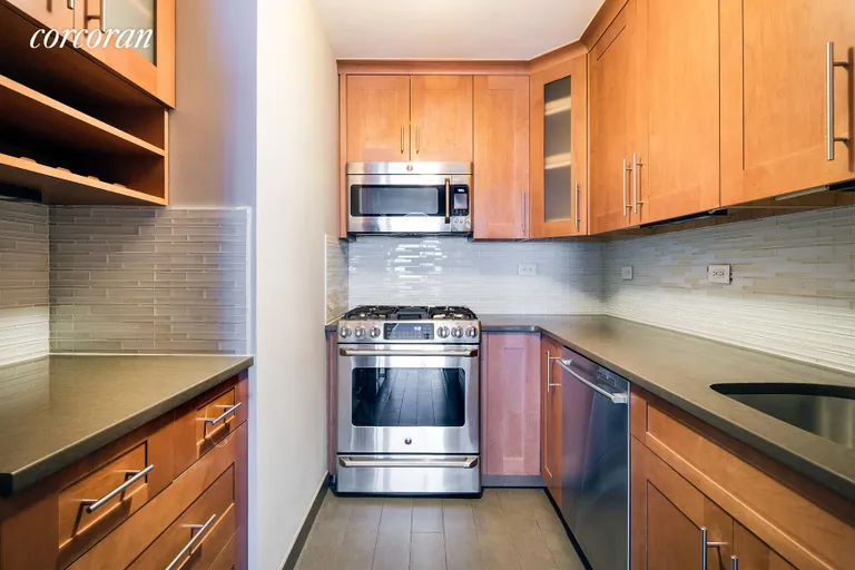 New York City Real Estate | View 275 Greenwich Street, 10A | Updated modern kitchen | View 3