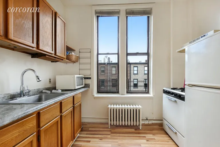 New York City Real Estate | View 91 1st Place, 3 | room 1 | View 2