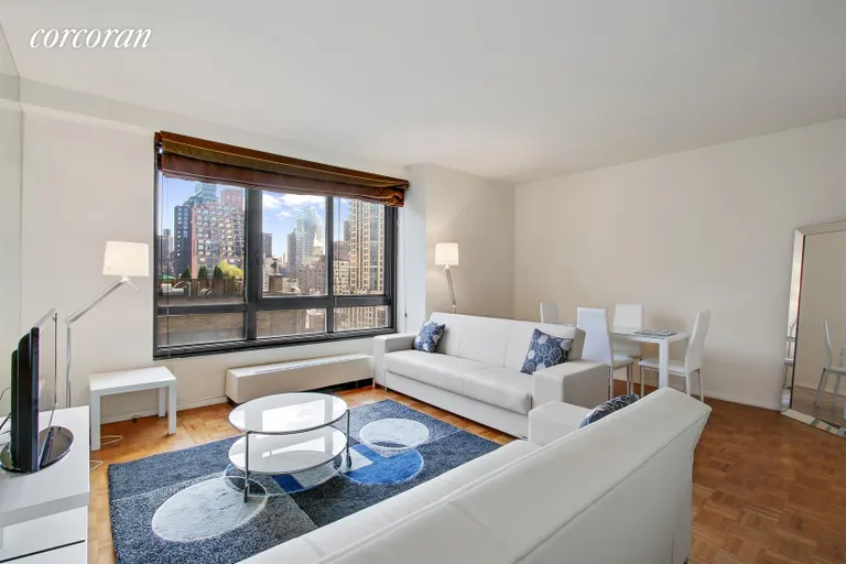 New York City Real Estate | View 100 United Nations Plaza, 15F | 1 Bed, 1 Bath | View 1