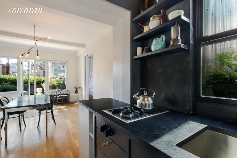 New York City Real Estate | View 102 East 22Nd Street, PHD | Kitchen/Living Room | View 7